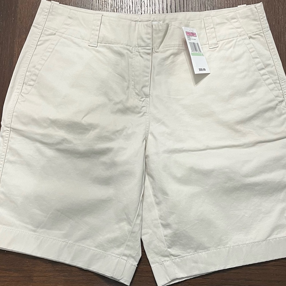 Vineyard Vines Women's Light Beige Shorts